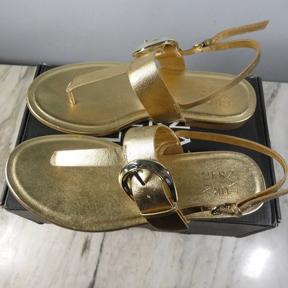 Naturalizer Womens Taylor T-Strap Slingback Flat Sandal 8 Wide - Picture 2 of 12